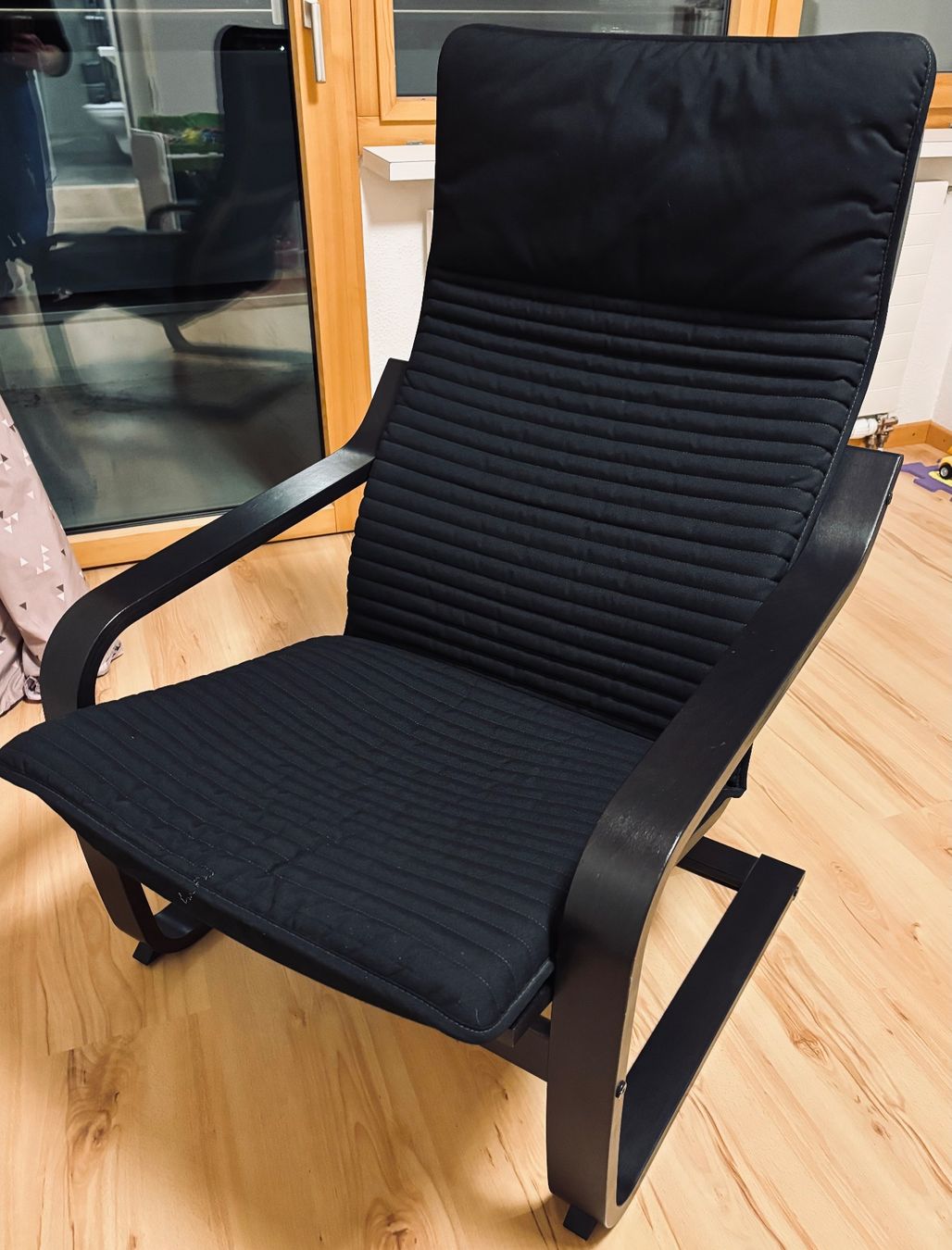 Divano Ikea Poäng in nero, in buone condizioni! - Image 1