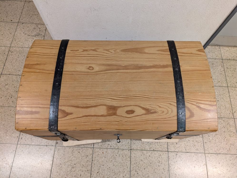 Cassa in legno con accessori in ferro – Cassa di stoccaggio vintage - Image 2