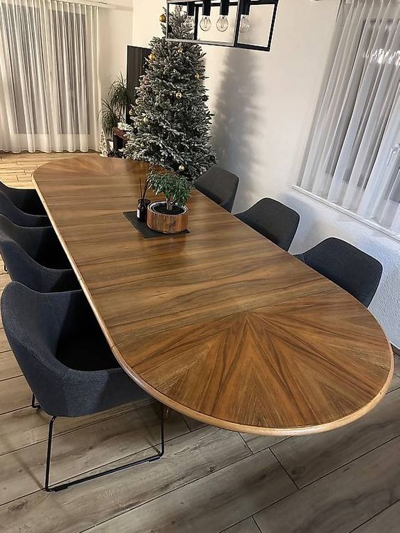 Tavolo da pranzo in noce svizzero 120 - 320 cm appena restaurato
