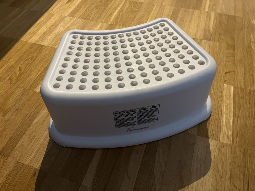 Tritthocker per bambini, pratico e stabile - Image 2