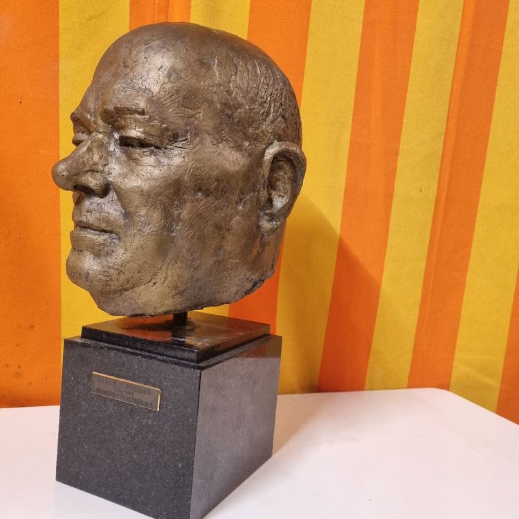 Nivada Uhren fondatore, Jakob Schneider, bussola in bronzo del 1967