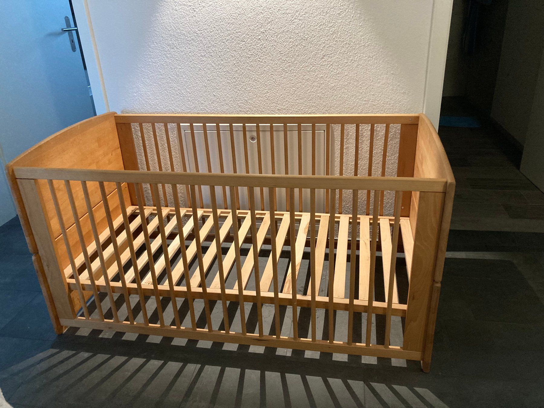 Pinolino Letto per bambini "Ole" in legno massello inc. Set di biancheria da letto - Image 1