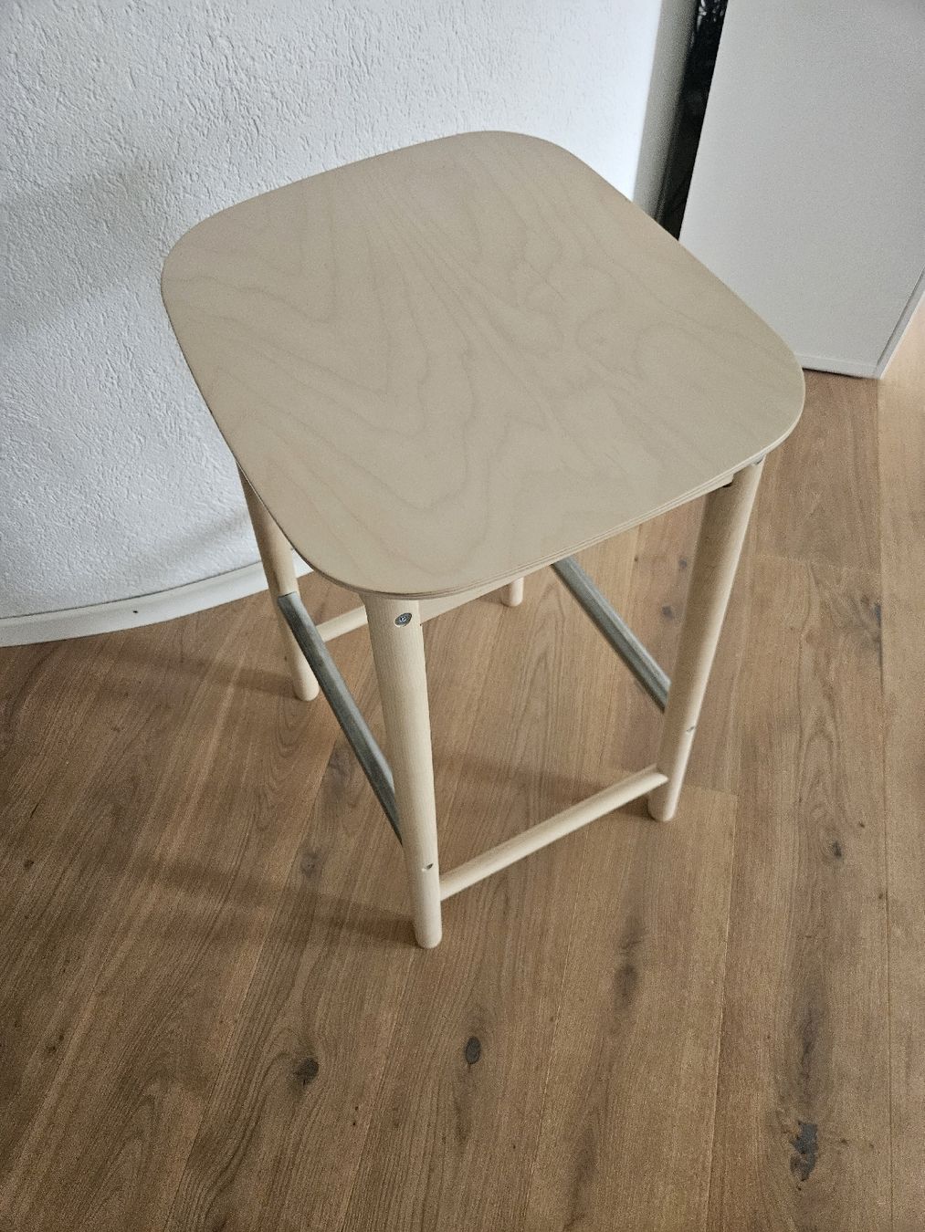 Poltroncina da bar - Image 1