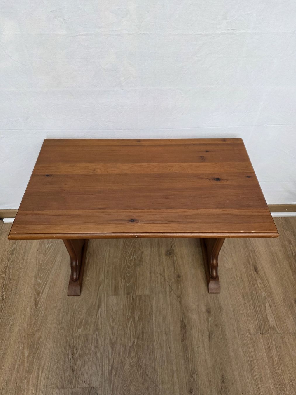 Tavolo da appoggio massiccio e rustico, ideale per l'inverno! - Image 3