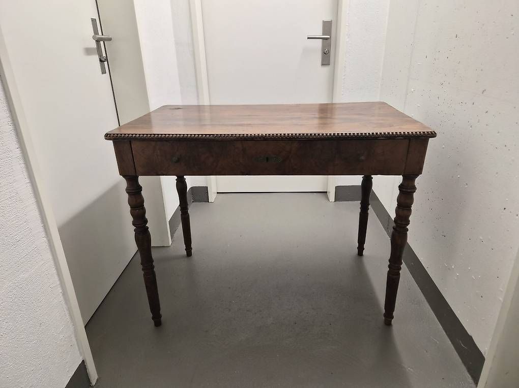 Tavolo da pranzo rustico, o scrivania - Image 1
