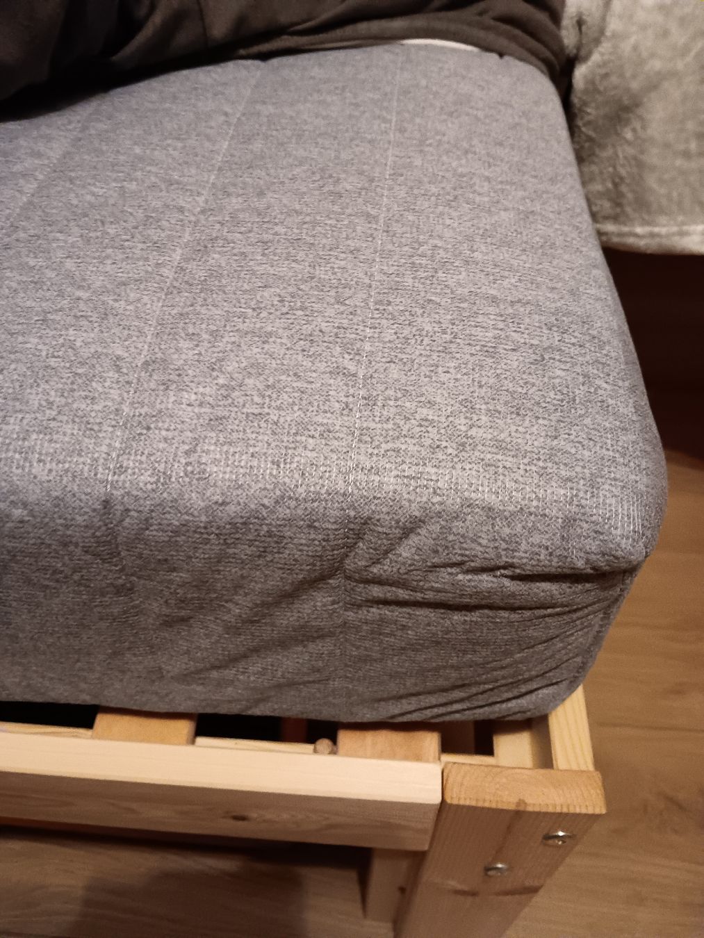 Nuovo letto, con materasso. - Image 1