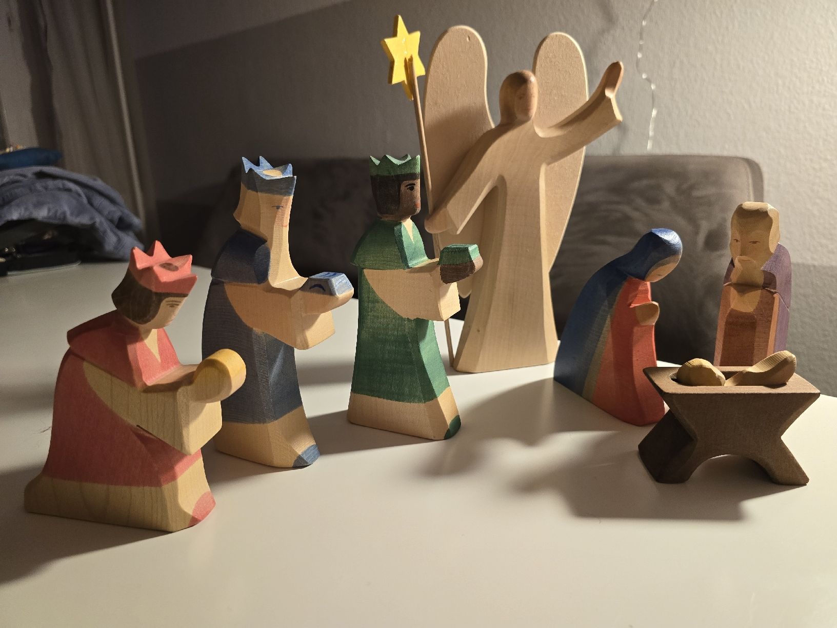 Handgeschnitzte Ostheimer Krippefiguren aus Ahorn - Image 1