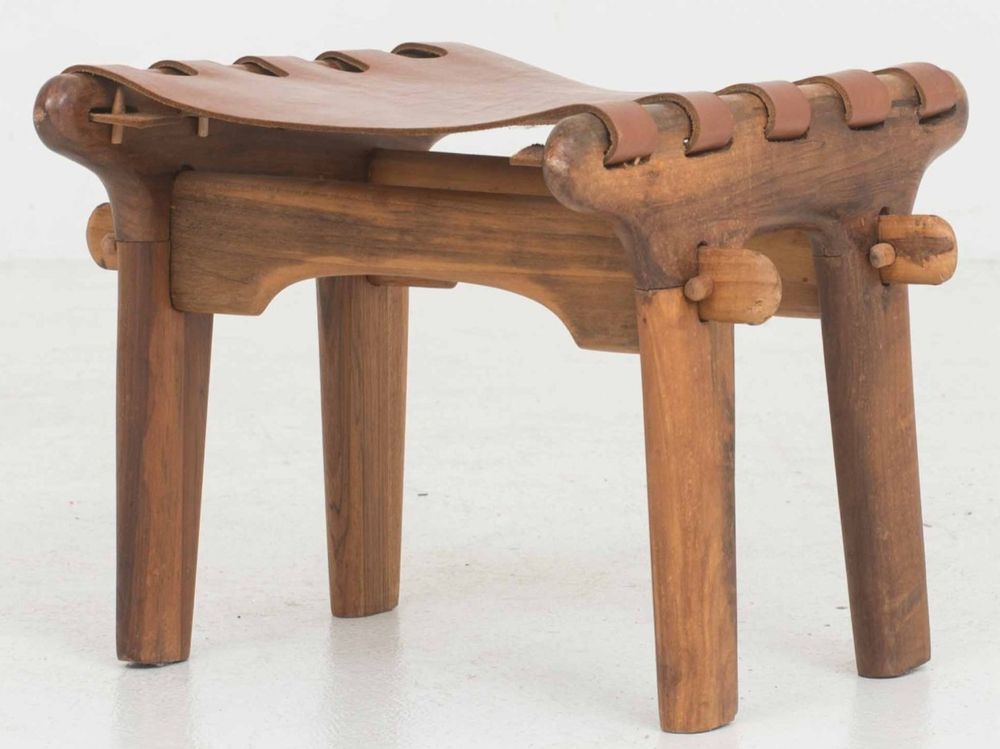 Muebles de Estilo Hocker di Angel Pazmino