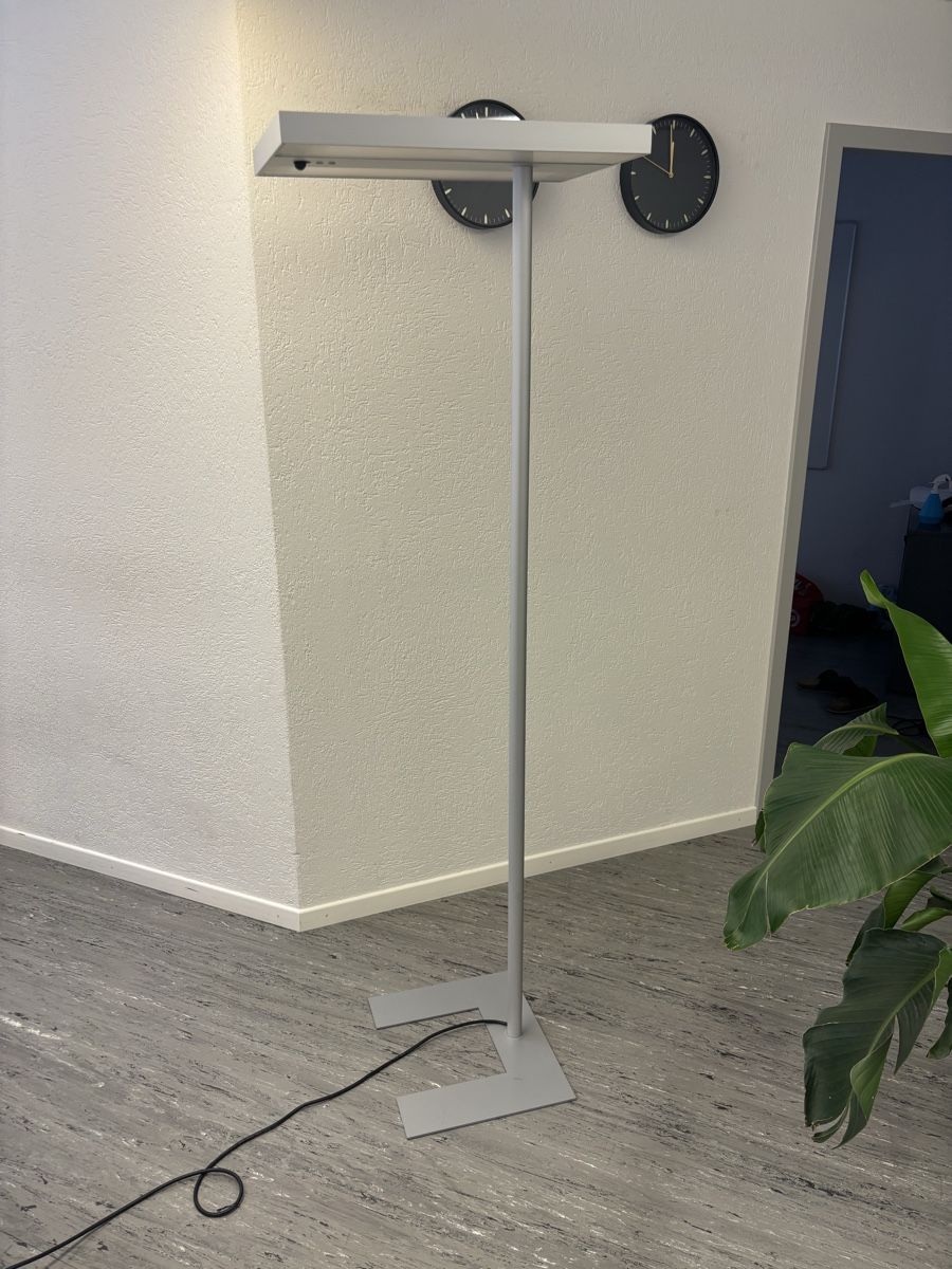 Lampada da ufficio Alteme di alta qualità – Ottimo stato! - Image 1