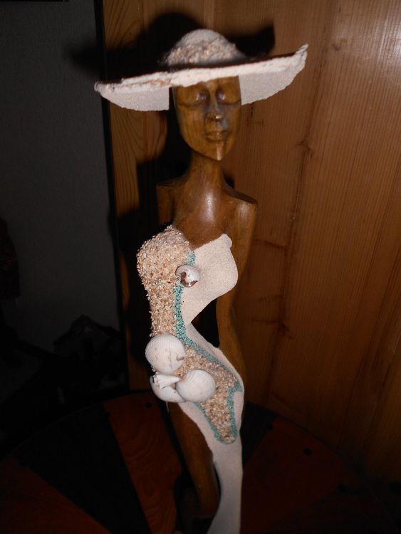 Figura decorativa in legno con conchiglie - decorazione estiva,