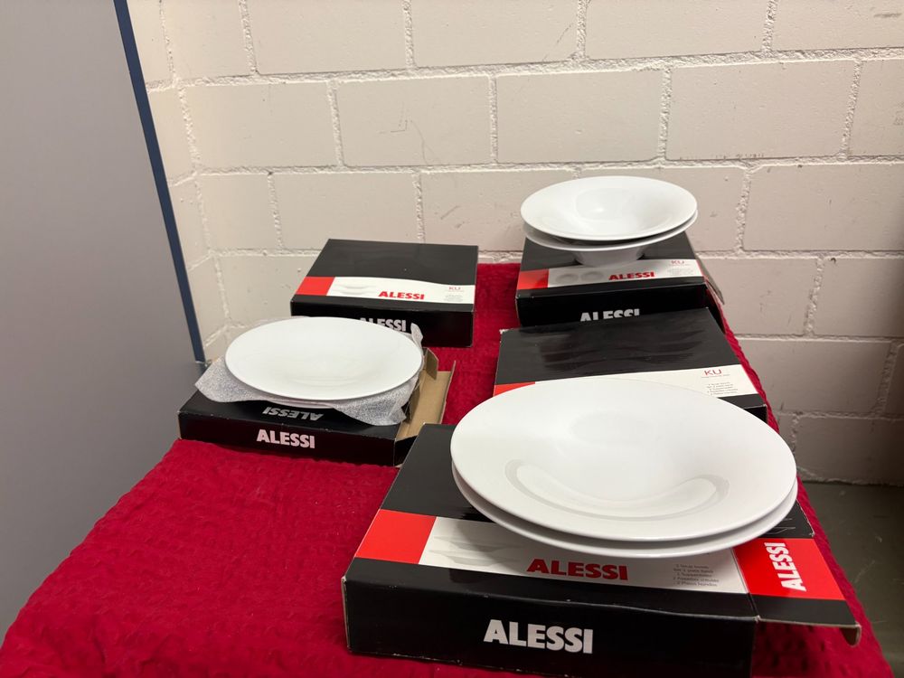 10 NUOVI piatti di alta qualità Alessi