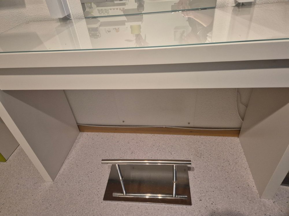 Ikea Malm Tavolo da trucco Consolle Scrivania