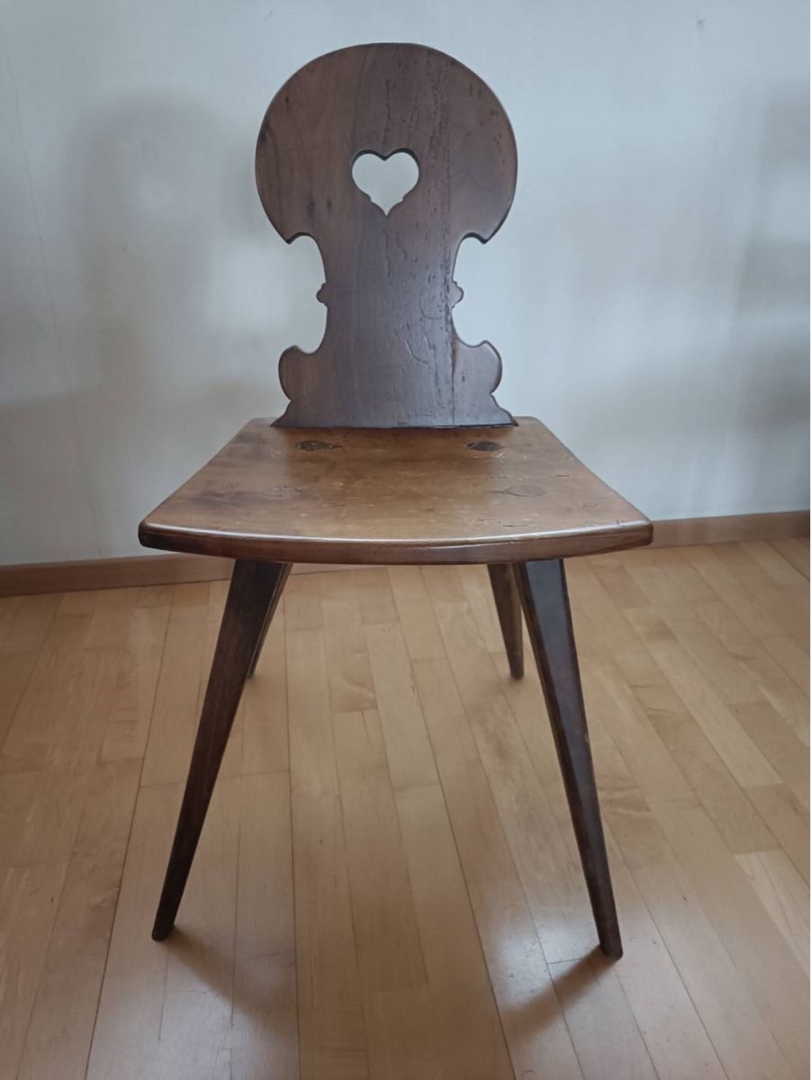 Antico sgabello da scrivania con cuore - Image 1