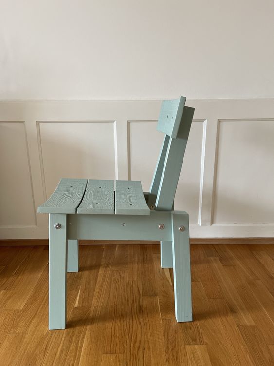 Sedia in legno di colore verde/turchese dal design inusuale - Image 2