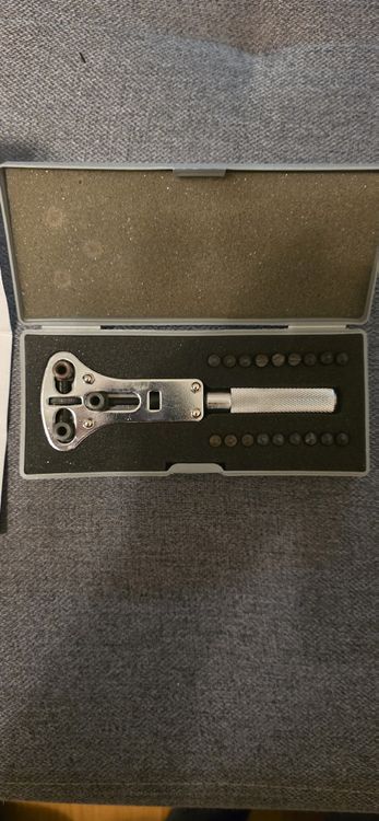 AGT Premium case opener for watches - New