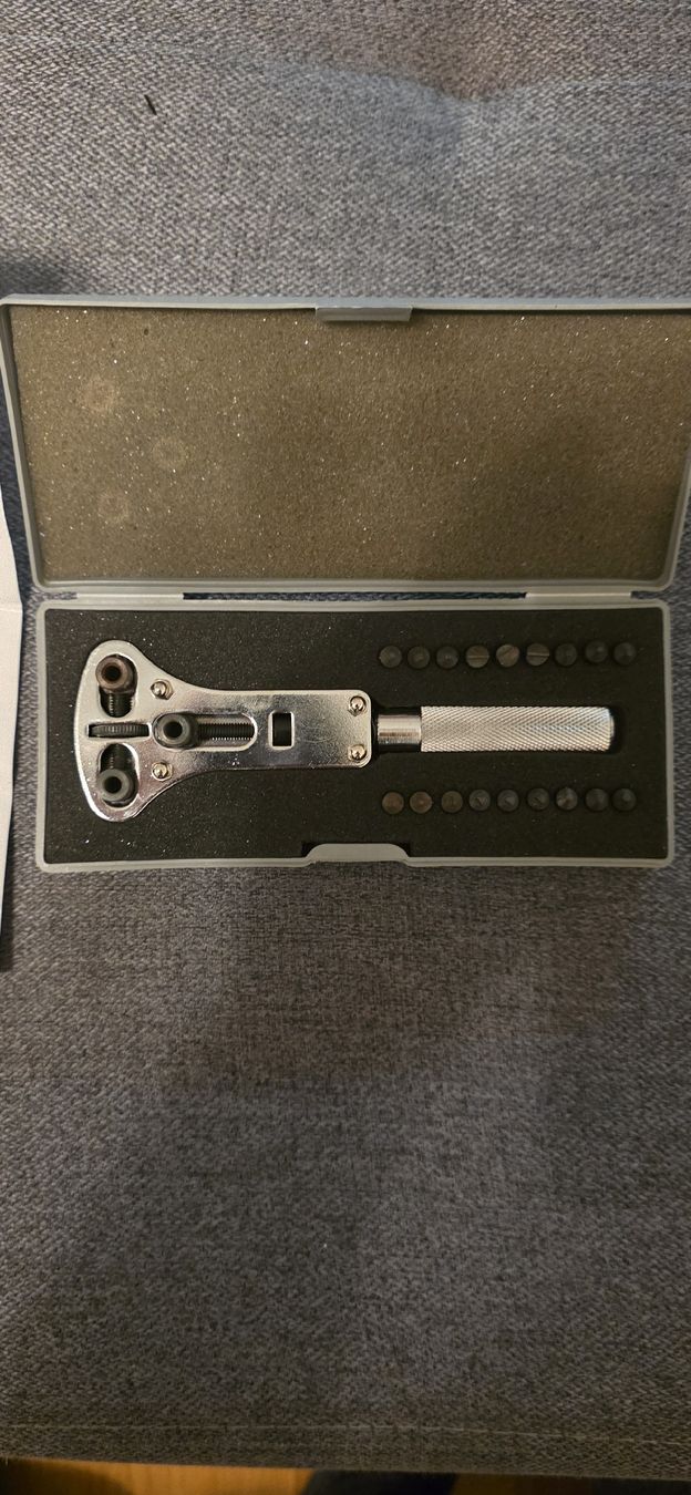 AGT Premium case opener for watches - New - Image 1