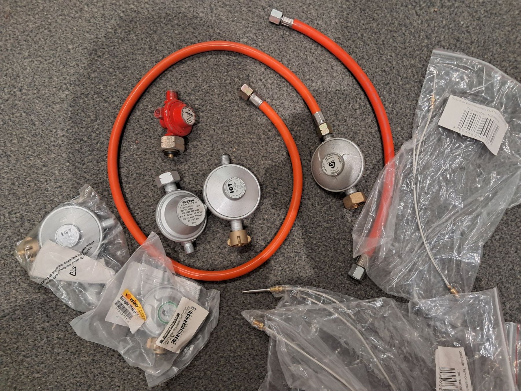 Accessori per gas diversi: riduttore di pressione, tubo Elemento di misurazione della temperatura - Image 1