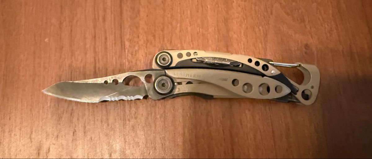 Multistrumento Leatherman Skeletool - Image 3