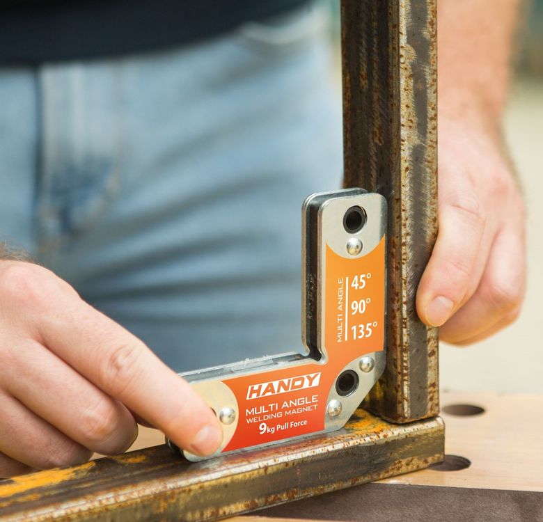 Magnet di saldatura forte 9 kg / per angoli da - 45° - 90° -135°
