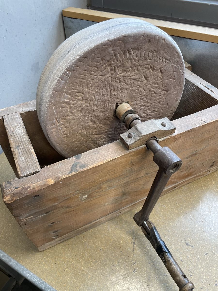Antichità di pietra levigata per la decorazione - Image 1