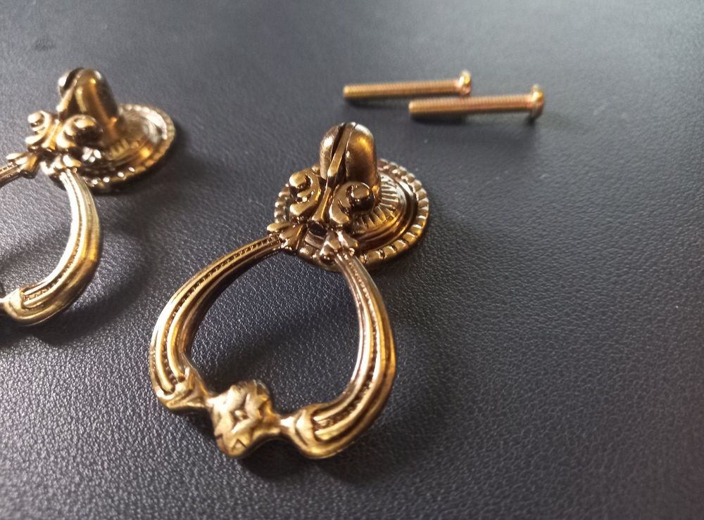 8x Maniglia in stile antico per mobili / Poignée style antique - Image 2