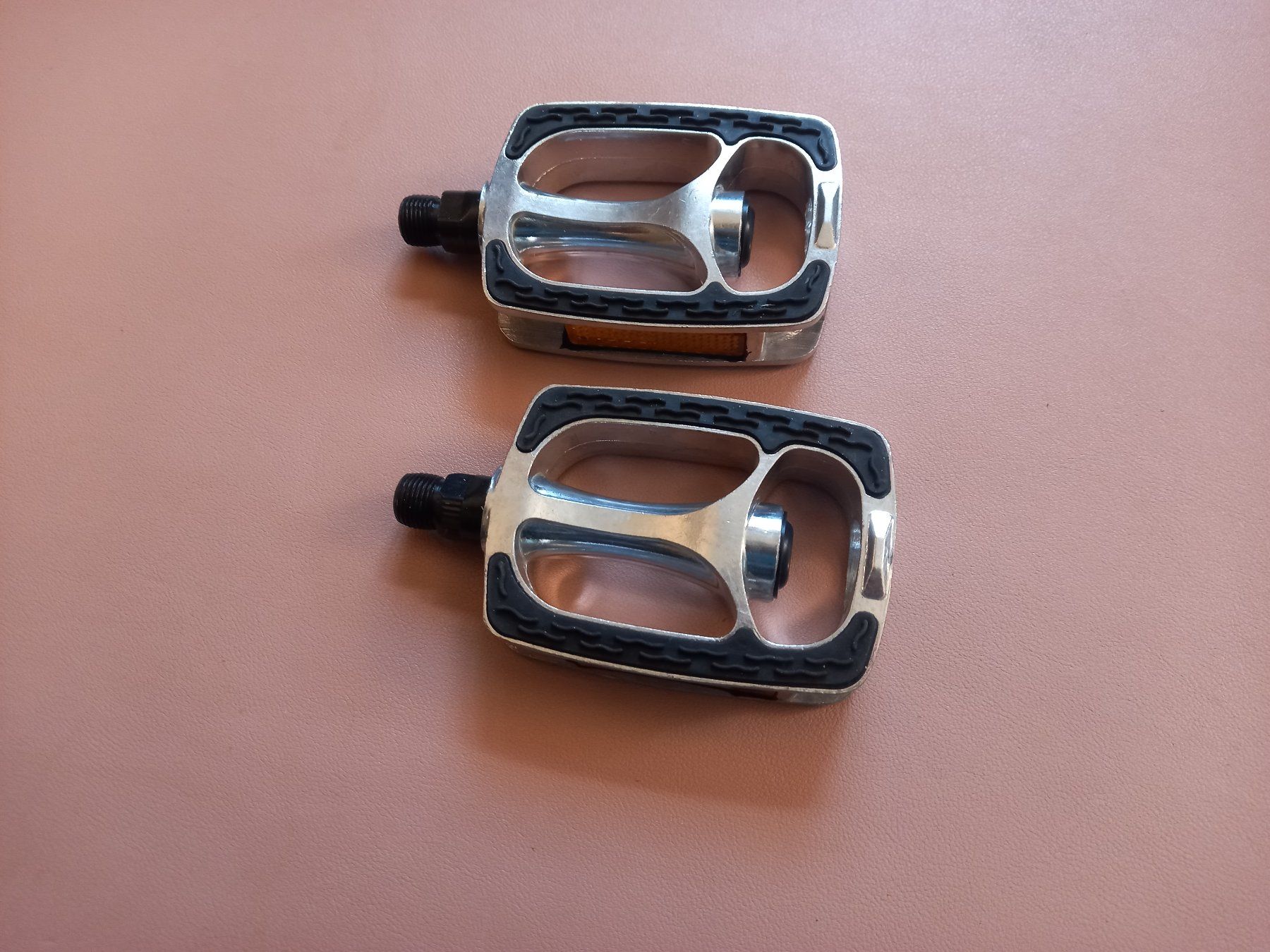 Pedali per biciclette in alluminio - Pédales de vélo en aluminium - Image 1