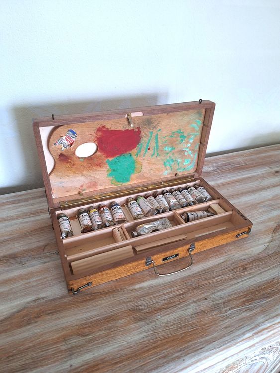 Antiker Holzkoffer Kunstmaler