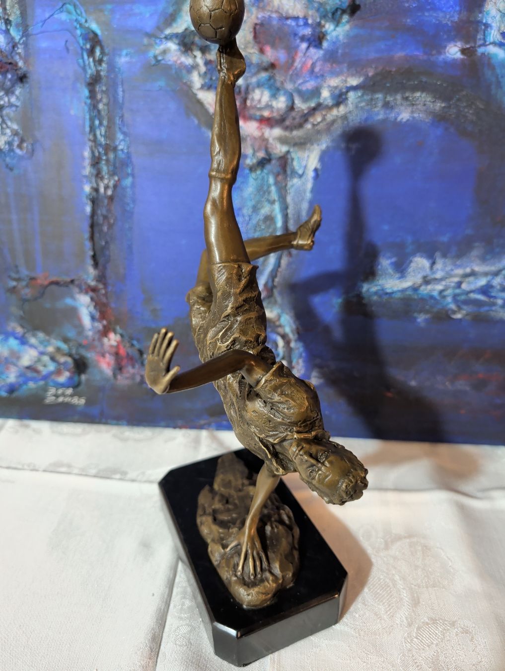 UN GIOCATORE DI FOTTBALLO CON UN BRONZO TOP IN ATTIVITÀ COMPLETA COLLEZIONISTA / REGALO - Image 3