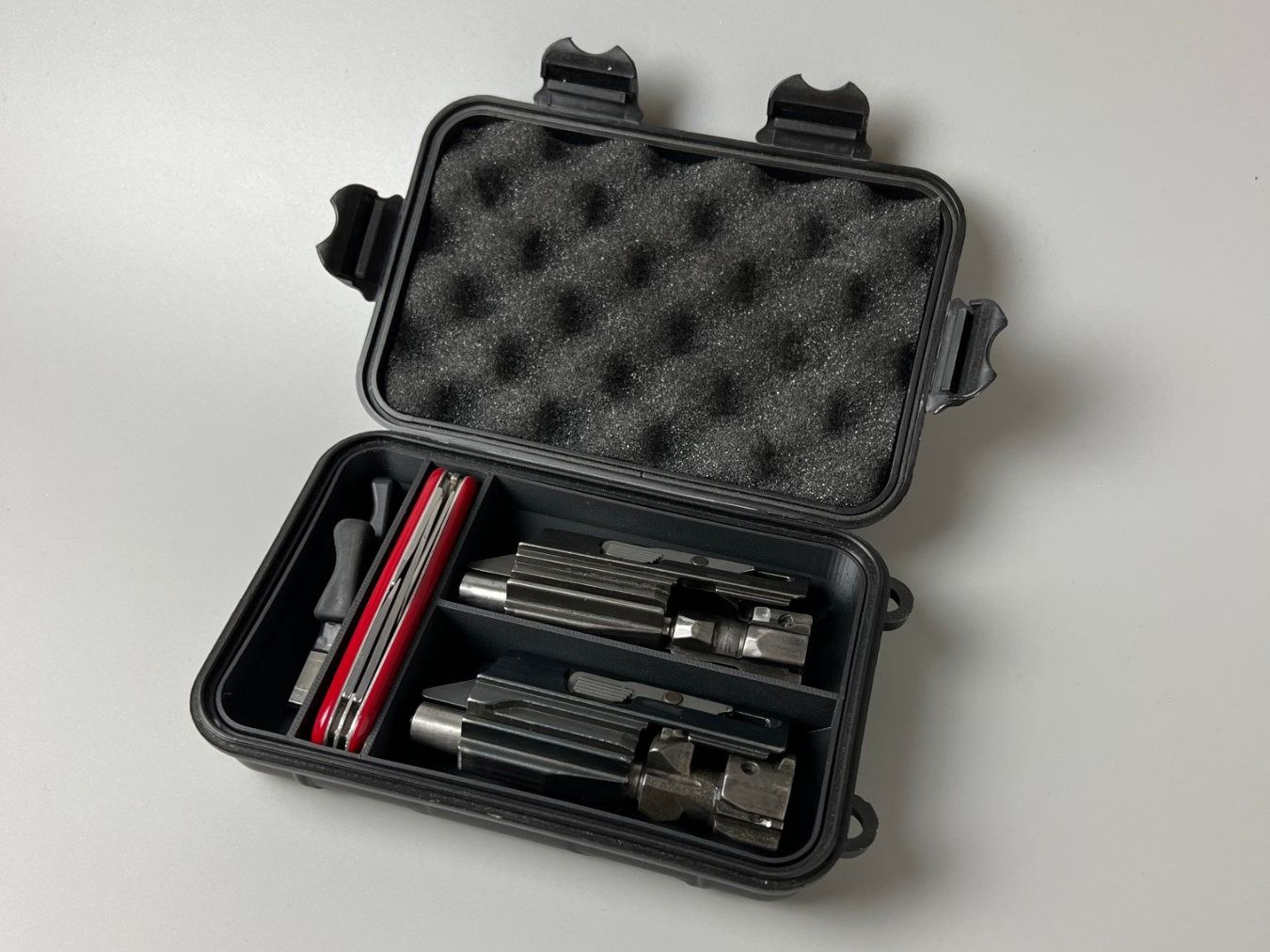 Robust closure box for Sturmgewehr 90 (Stgw90) Black - Image 1