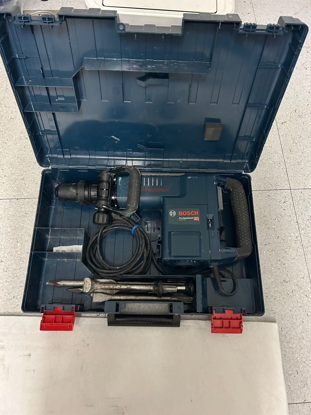 Bosch Professional GSH 11 E martello a punta - Image 3