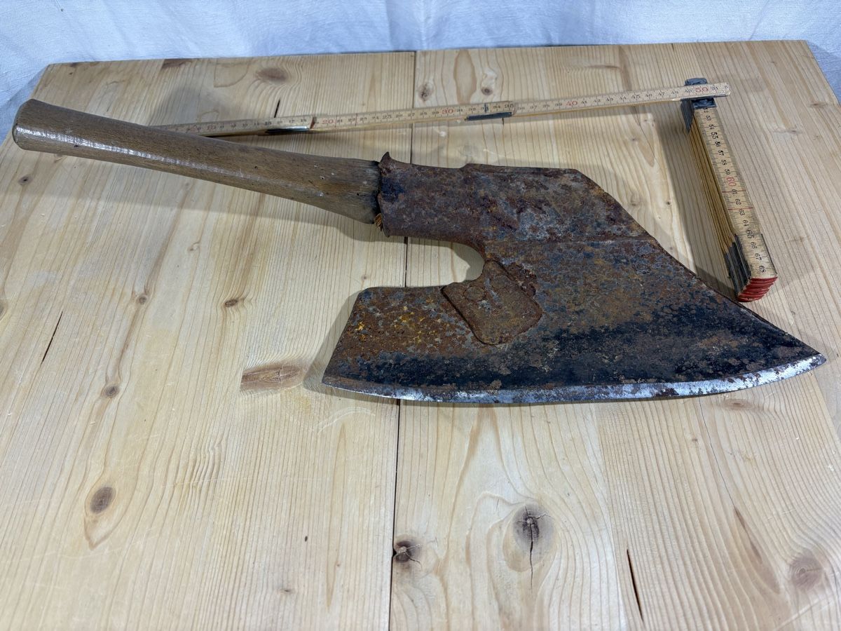 Alte Axt, Breitbeil, Zimmermannsaxt, Dechsel, antik! - Image 1