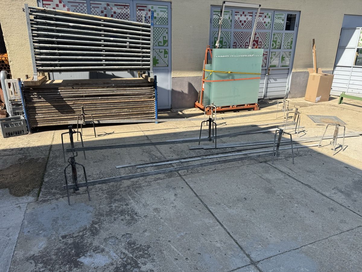 Betonabziehböckli con macchina per la rimozione - Image 3