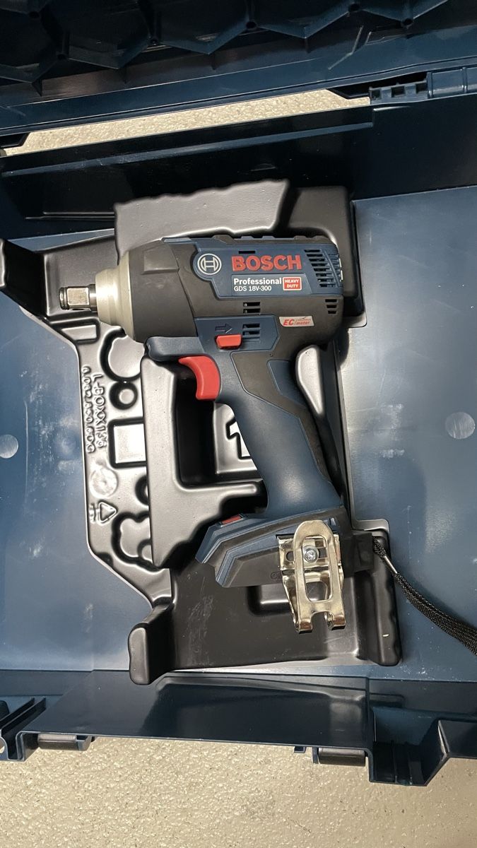 Bosch GDS 18V-300 batteria-powered impact driver as new.. only tested - Image 1