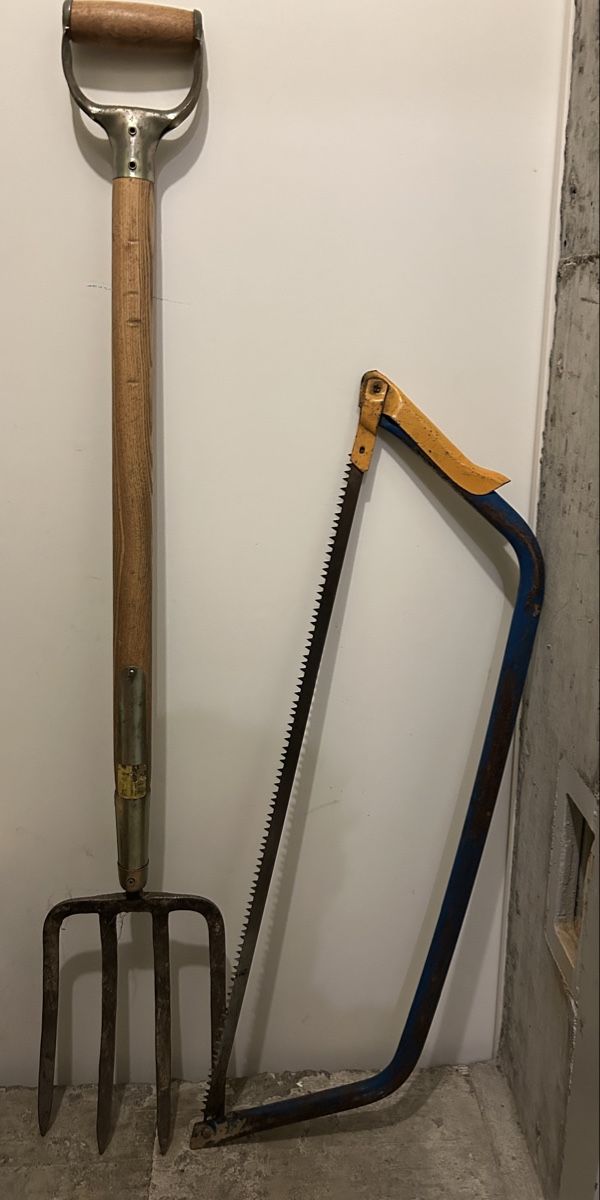 Seghe e forbici per fieno - Image 1