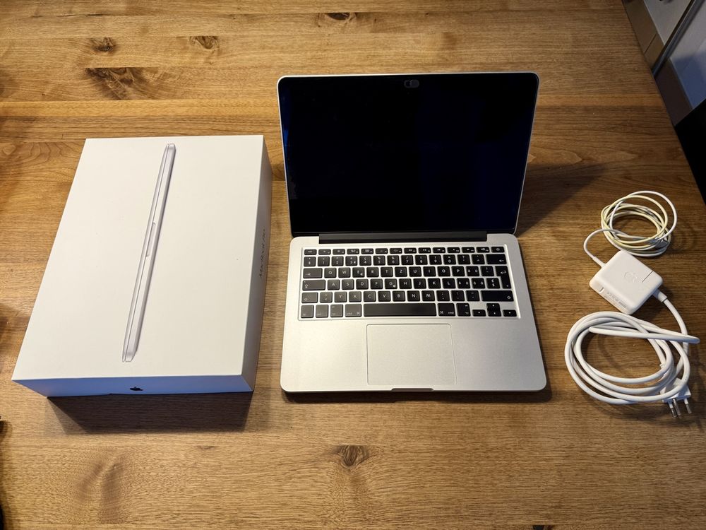 MacBook Pro Retina 13’’ Early 2015, i5, 8GB, 500GB