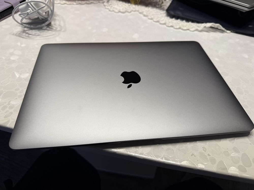 MacBook Air M1 Spacgrau