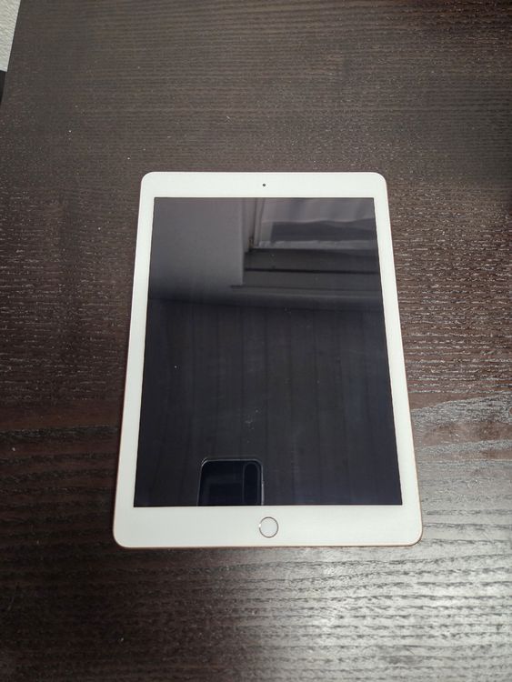 Apple iPad A1893