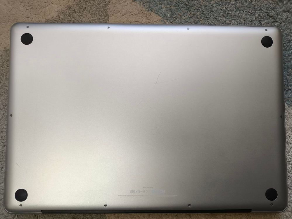 MacBook Pro 17" mid 2010 - Guter Zustand - Image 2