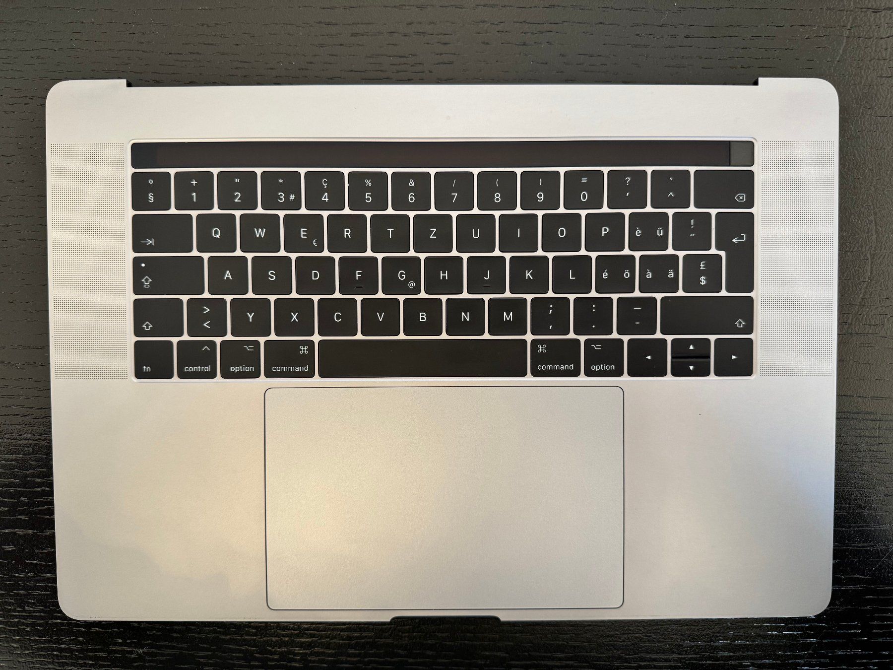 Apple MacBook Pro 2017 (for spare parts) - Image 1