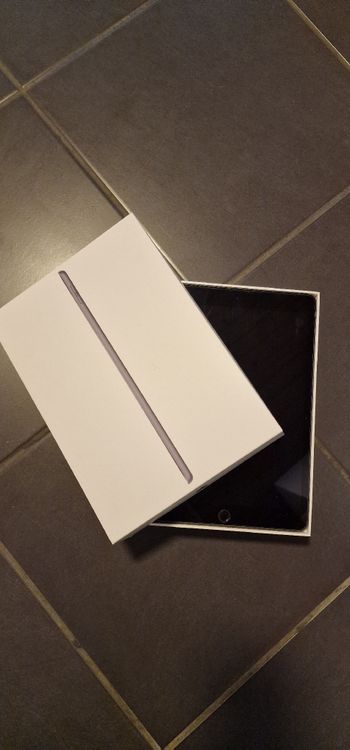Apple iPad 9. Generazione, 64 GB, Wi-Fi, ottimo stato!