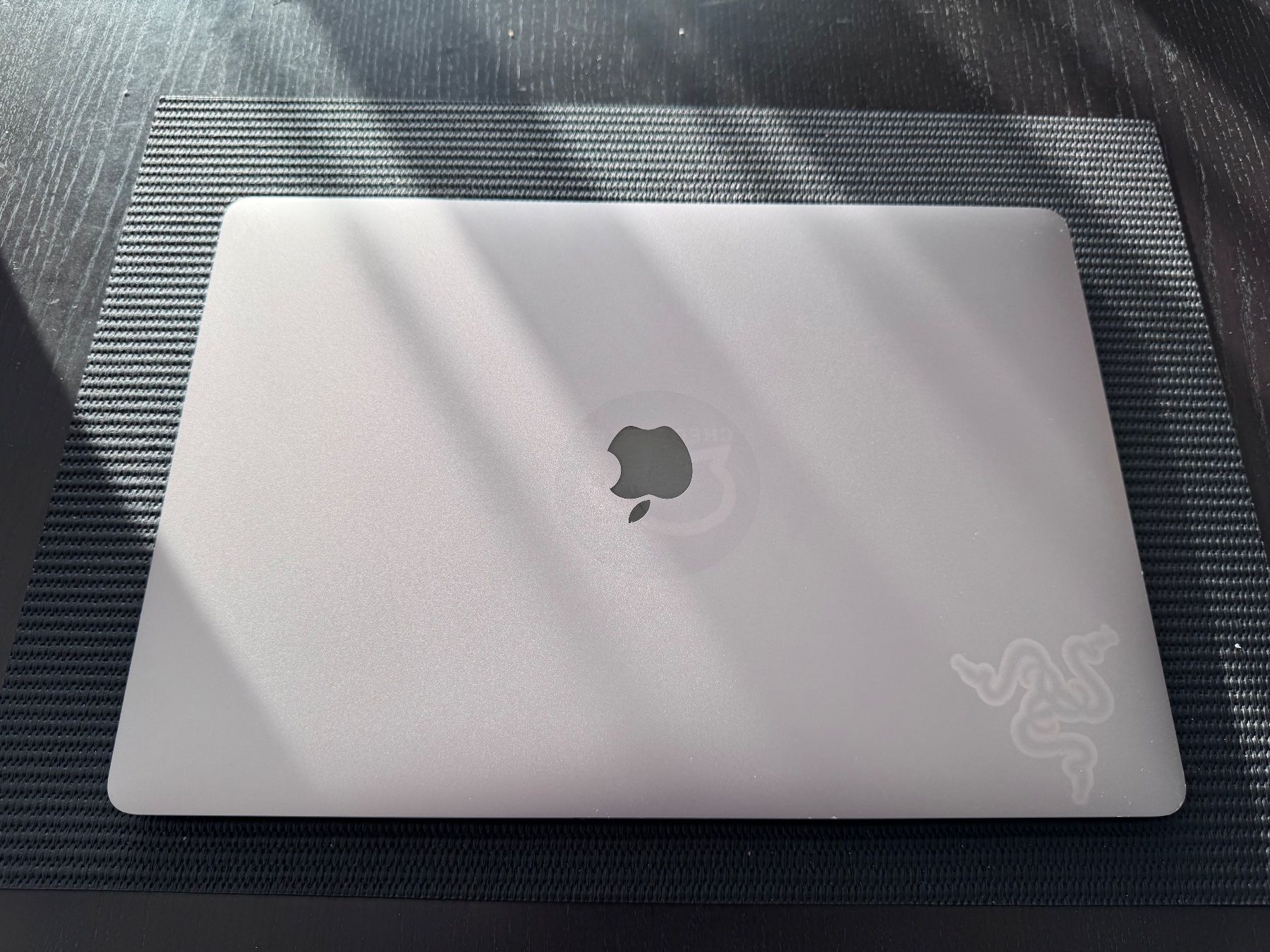MacBook Pro 16' (2018) 15GB RAM HD 500GB - Image 3