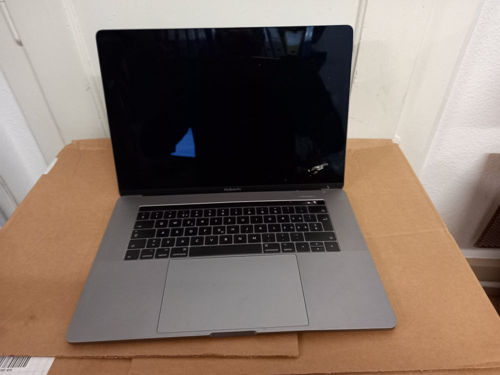 MacBook Pro 15" A1707 2017