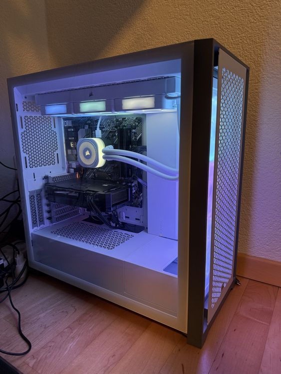 Top Gaming PC con RTX 4070 e raffreddamento ad acqua