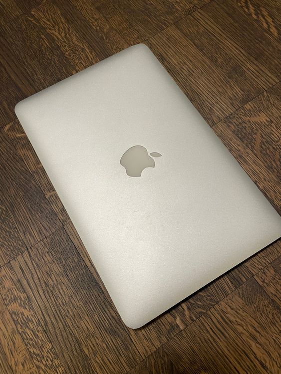 MacBook Air 11-inch Early 2015, 8 GB, 500 GB Flash Memory - Image 2