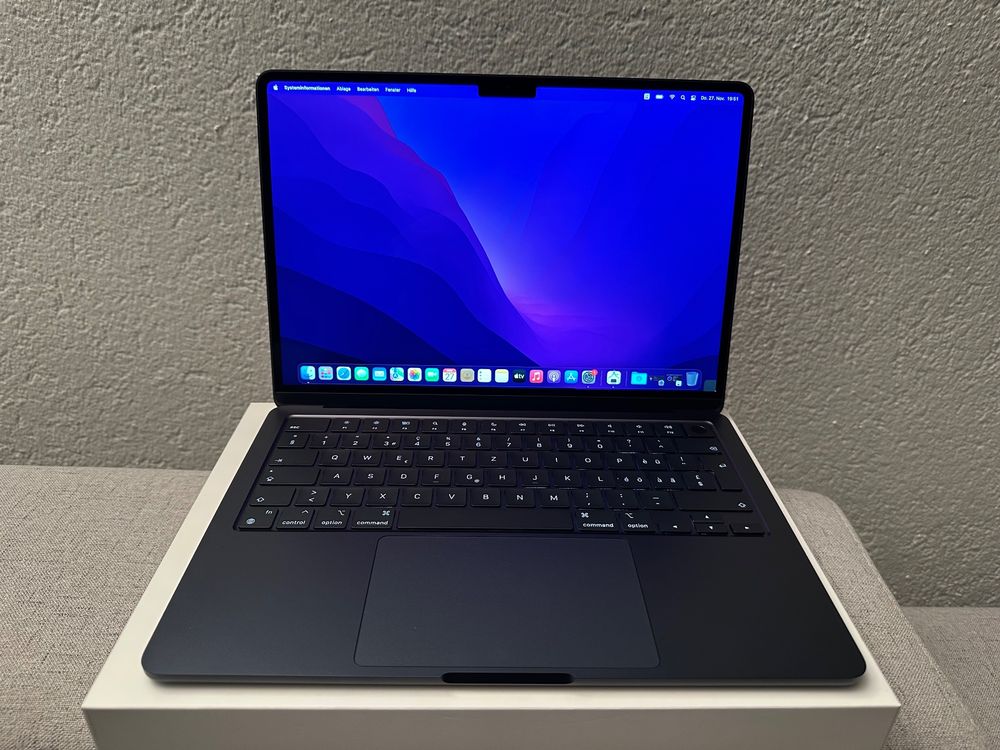 Macbook Air M2 (8 GB Ram + 2 TB SSD!!) 2 cicli di carica!