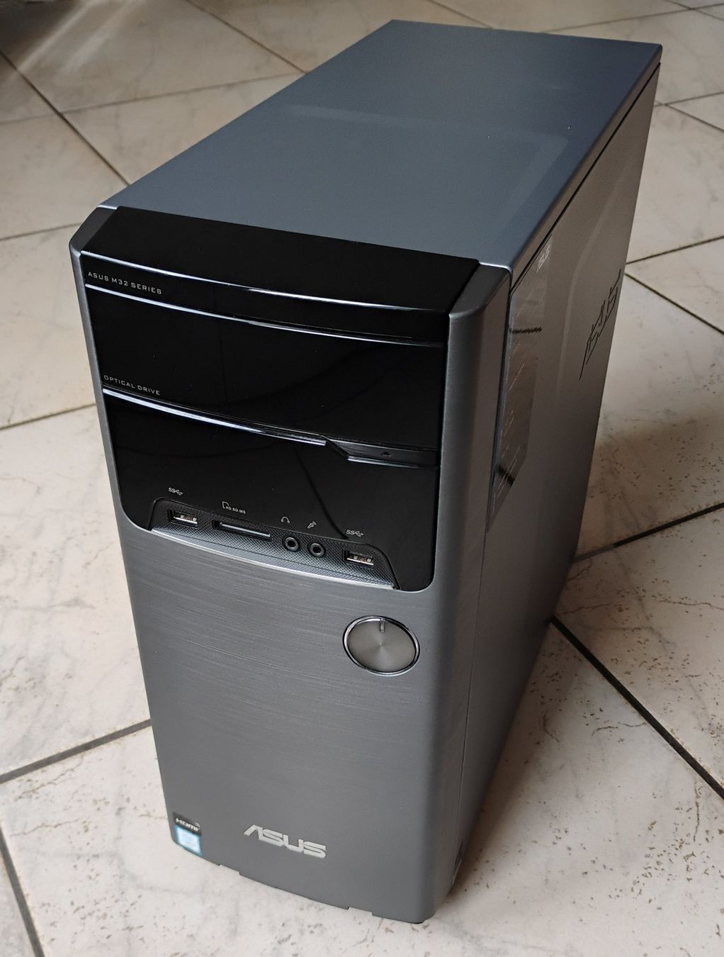 ASUS PC M32CD (defetto, senza sistema operativo) - Image 1