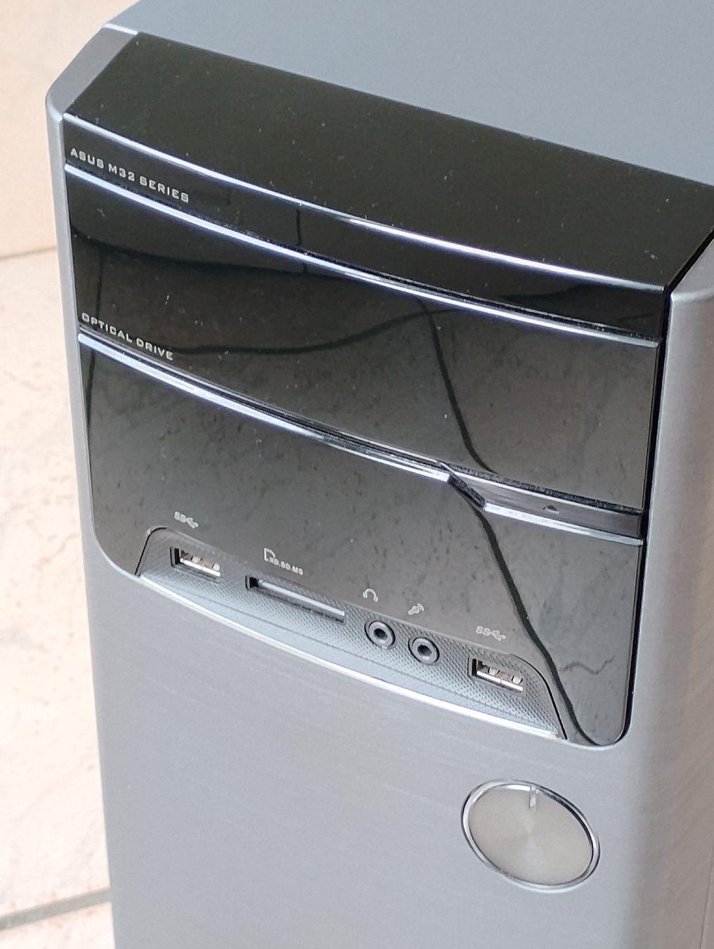 ASUS PC M32CD (defetto, senza sistema operativo) - Image 3