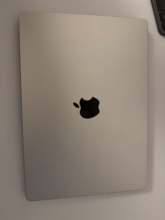 MacBook Pro M4 14’ - 16gb RAM - 512gb SSD - Image 2