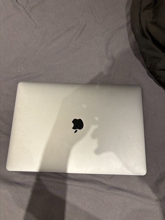 Mac Book Pro A1707 - Image 2