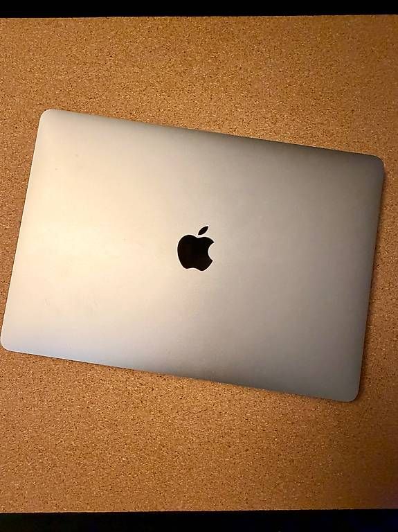 MacBook Pro 13, 2017, 256GB, batteria 189 cicli, ottimo stato - Image 3